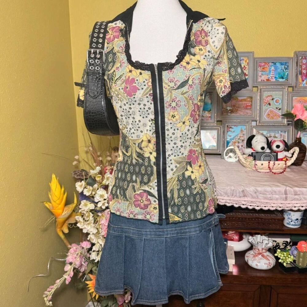 Y2K Floral Zip Front Lace Trim Top Made in USA Boho Collared Top S